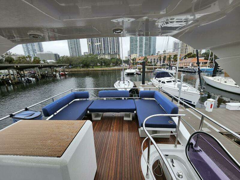 This is Us 2 50ft Azimut Yacht For Sale