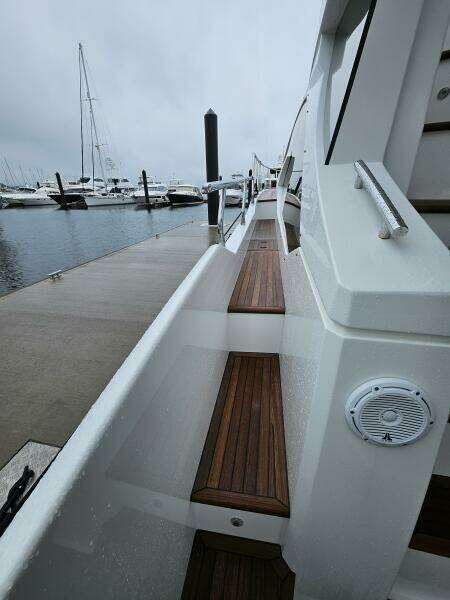 This is Us 2 50ft Azimut Yacht For Sale