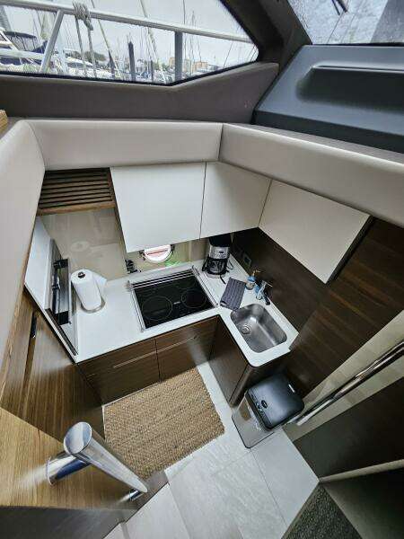 This is Us 2 50ft Azimut Yacht For Sale