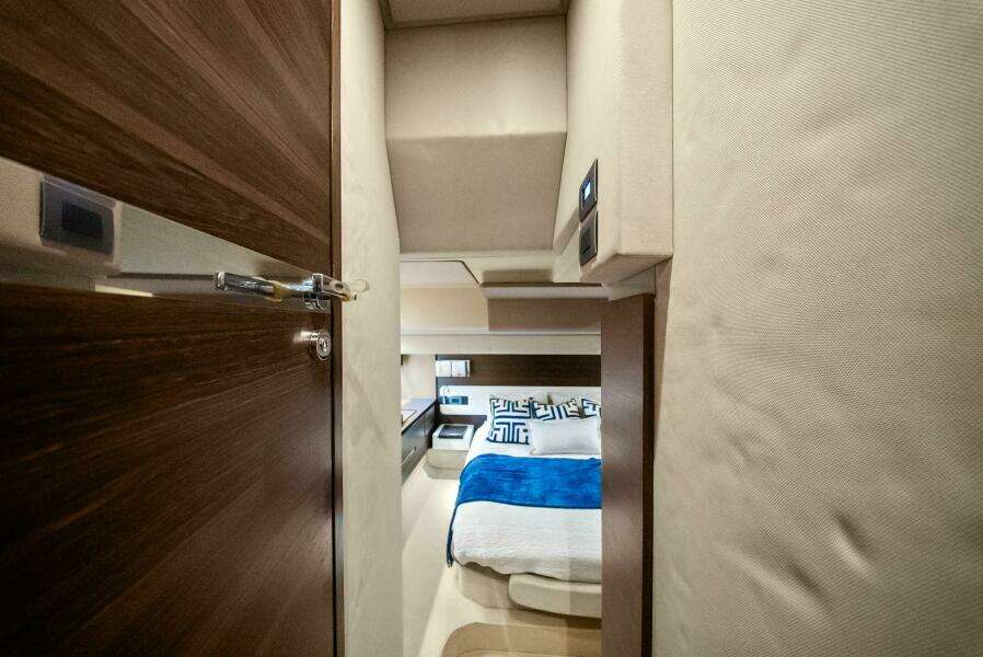 This is Us 2 50ft Azimut Yacht For Sale
