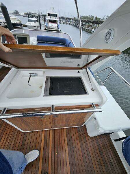 This is Us 2 50ft Azimut Yacht For Sale