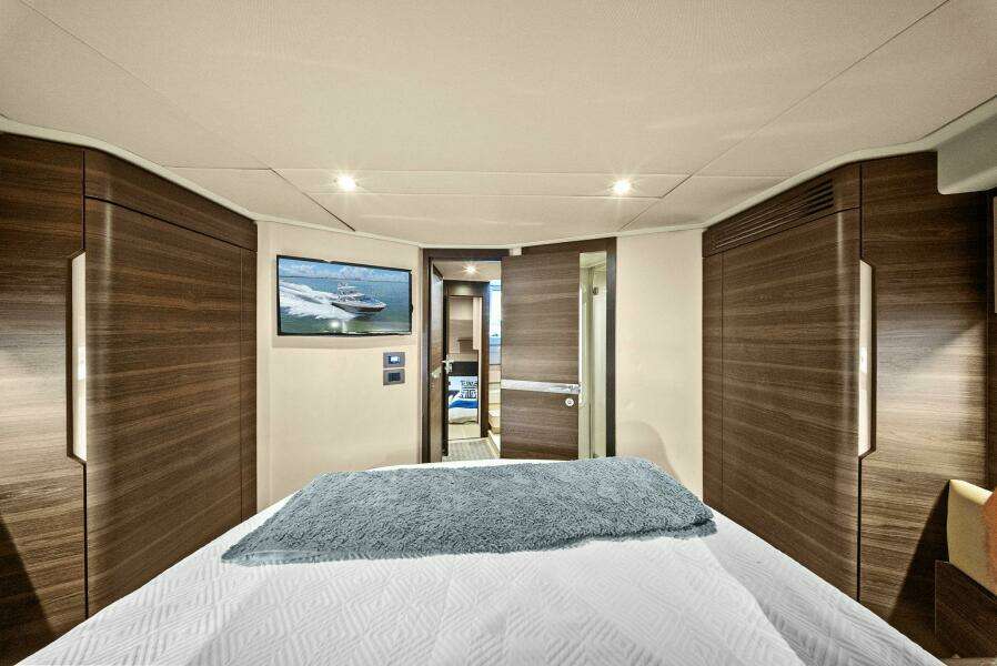 This is Us 2 50ft Azimut Yacht For Sale