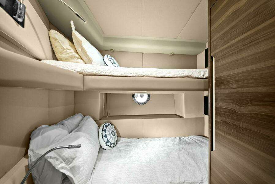 This is Us 2 50ft Azimut Yacht For Sale