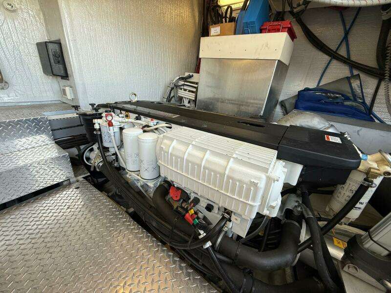 Makin  Waves II 52ft Regal Yacht For Sale