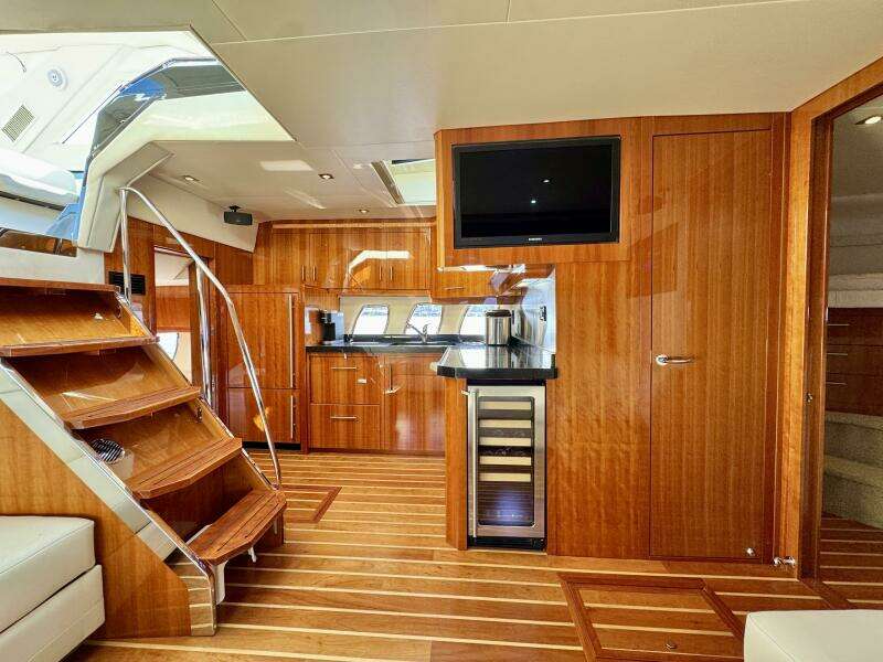 Makin  Waves II 52ft Regal Yacht For Sale