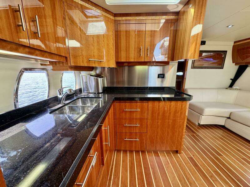 Makin  Waves II 52ft Regal Yacht For Sale
