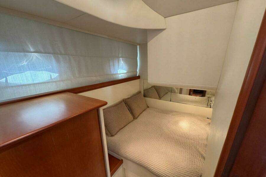 ARKADIA 51ft Pershing Yacht For Sale