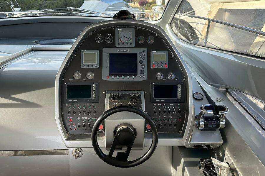 ARKADIA 51ft Pershing Yacht For Sale
