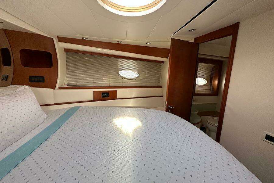 ARKADIA 51ft Pershing Yacht For Sale