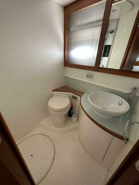ARKADIA 51ft Pershing Yacht For Sale