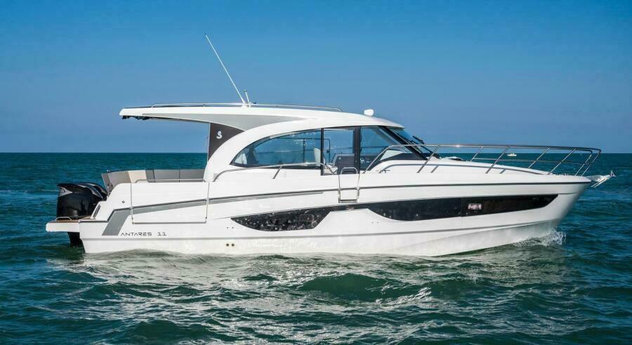 36' 2026 Beneteau Antares 11