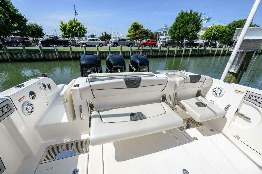 35ft Wellcraft Yacht For Sale