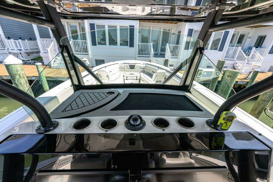 35ft Wellcraft Yacht For Sale