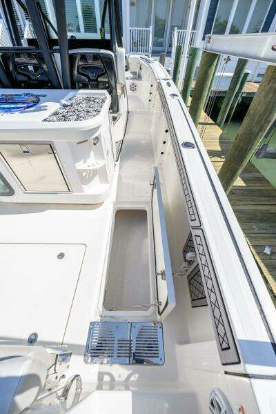 35ft Wellcraft Yacht For Sale