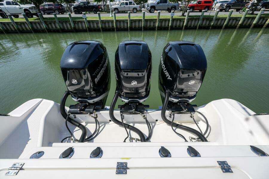 35ft Wellcraft Yacht For Sale