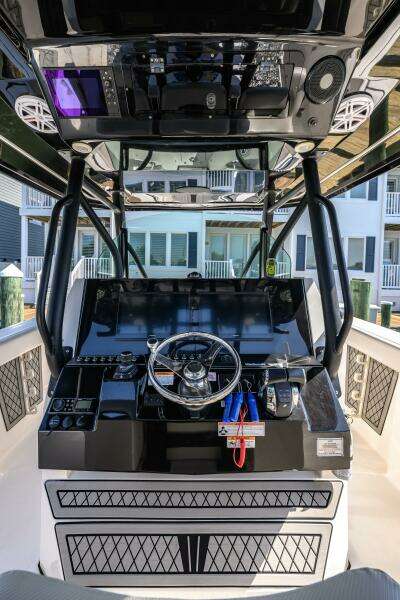 35ft Wellcraft Yacht For Sale