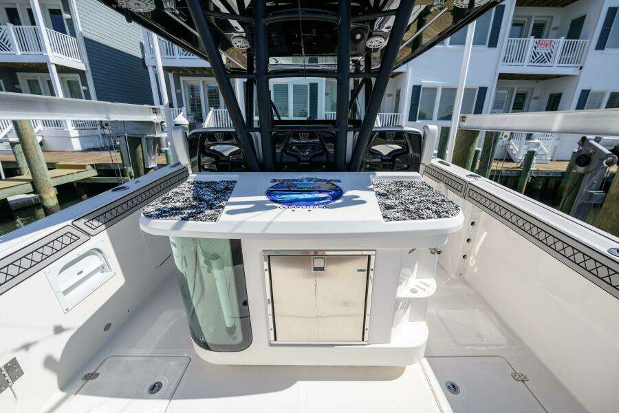 35ft Wellcraft Yacht For Sale