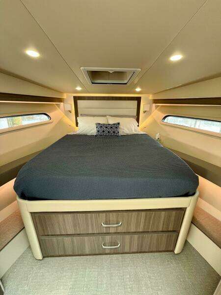 38ft Regal Yacht For Sale