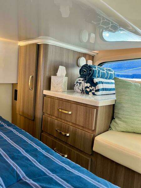 38ft Regal Yacht For Sale