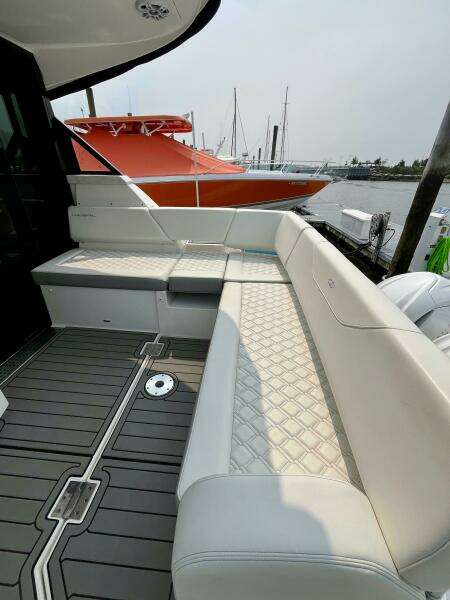 38ft Regal Yacht For Sale