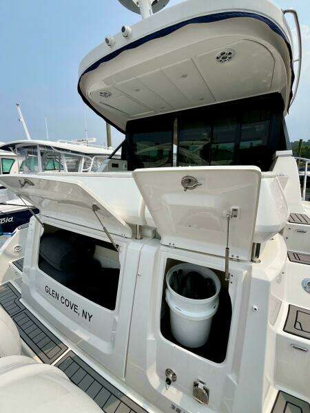 38ft Regal Yacht For Sale