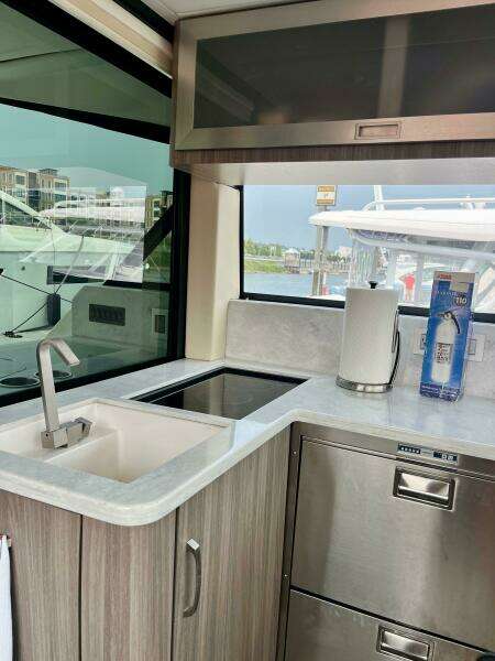 38ft Regal Yacht For Sale
