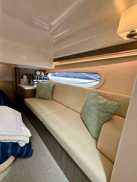38ft Regal Yacht For Sale