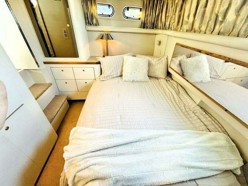WET DIAMOND 36ft Cruisers Yachts Yacht For Sale