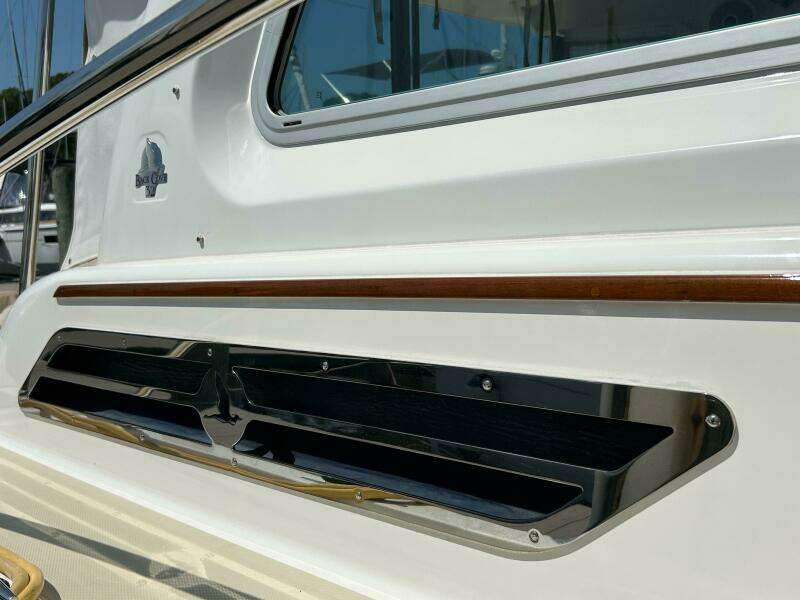 Islander 32ft Back Cove Yacht For Sale
