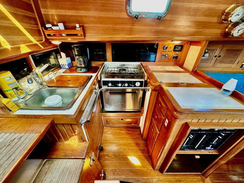 I Believe 38ft Cabo Rico Yacht For Sale