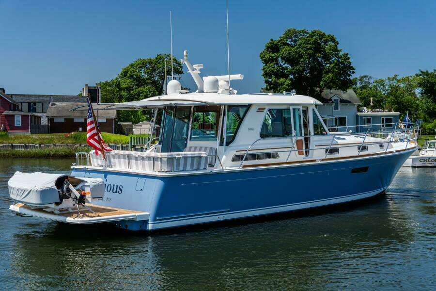 Gracious 48ft Sabre Yacht For Sale
