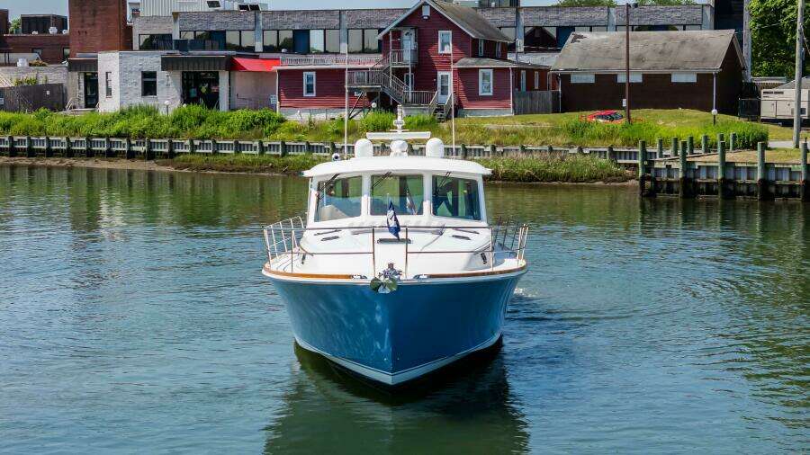 Gracious 48ft Sabre Yacht For Sale