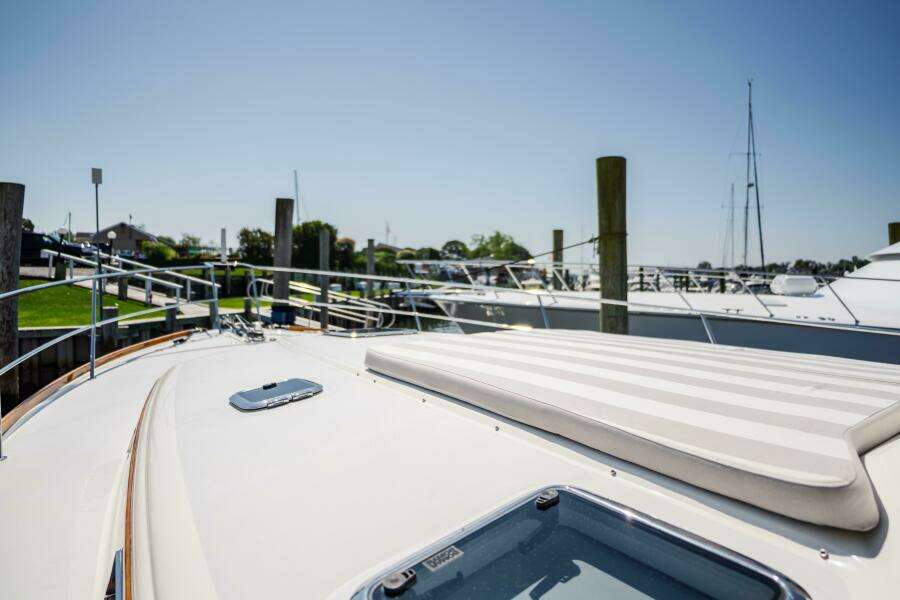 Gracious 48ft Sabre Yacht For Sale