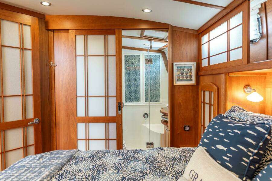 Gracious 48ft Sabre Yacht For Sale