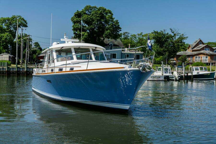 Gracious 48ft Sabre Yacht For Sale