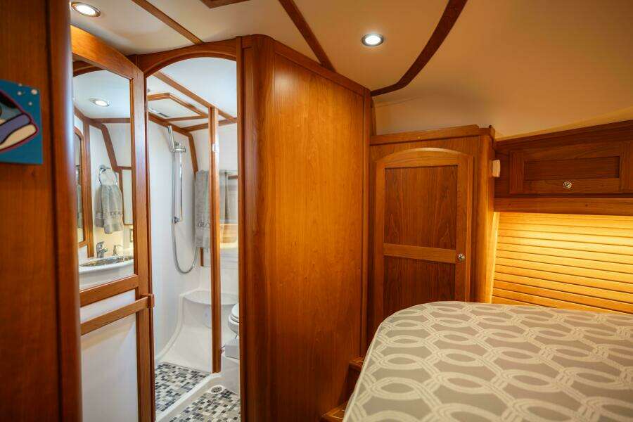 Gracious 48ft Sabre Yacht For Sale