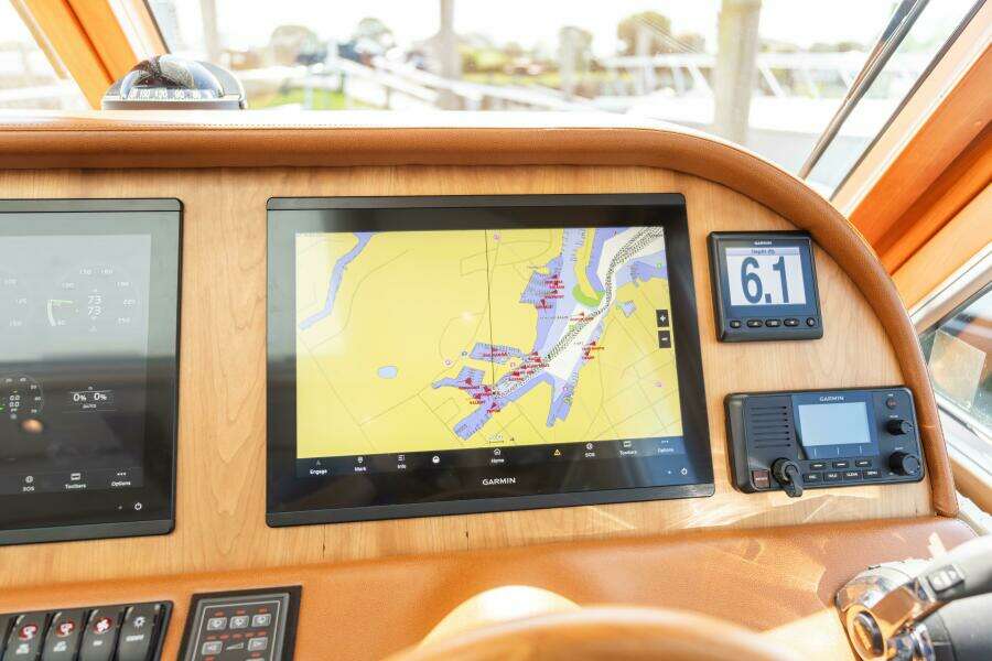 Gracious 48ft Sabre Yacht For Sale