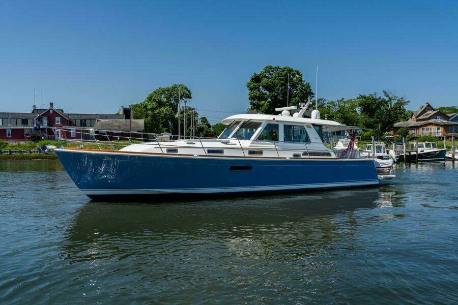 Gracious 48ft Sabre Yacht For Sale