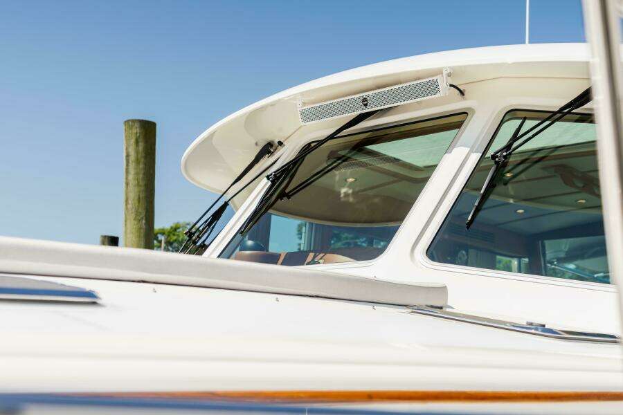 Gracious 48ft Sabre Yacht For Sale