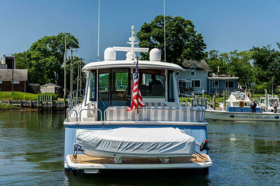 Gracious 48ft Sabre Yacht For Sale