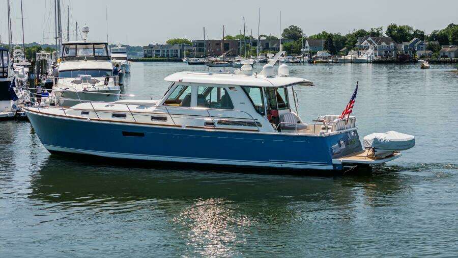 Gracious 48ft Sabre Yacht For Sale