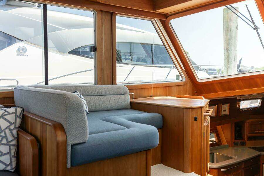 Gracious 48ft Sabre Yacht For Sale