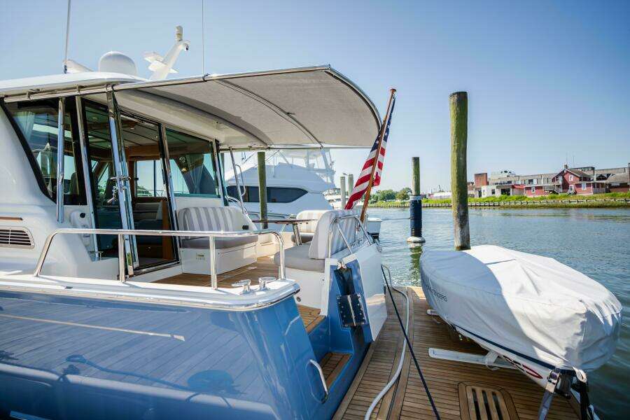 Gracious 48ft Sabre Yacht For Sale