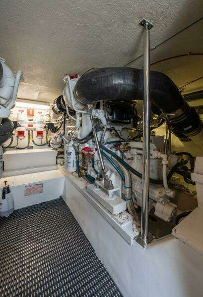 FORTITUDE 50ft Hatteras Yacht For Sale