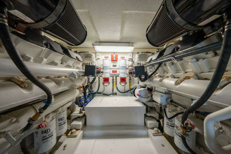 FORTITUDE 50ft Hatteras Yacht For Sale