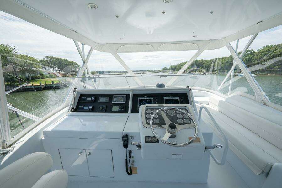 FORTITUDE 50ft Hatteras Yacht For Sale
