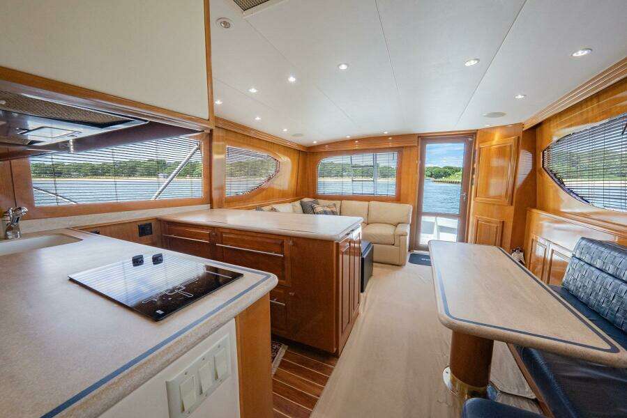 FORTITUDE 50ft Hatteras Yacht For Sale