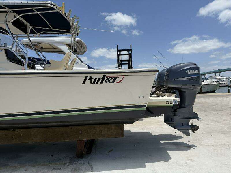 2008 Parker 2501 Center Console - Port