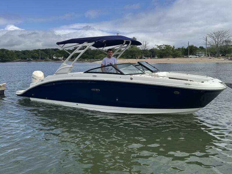 27ft Sea Ray Yacht For Sale