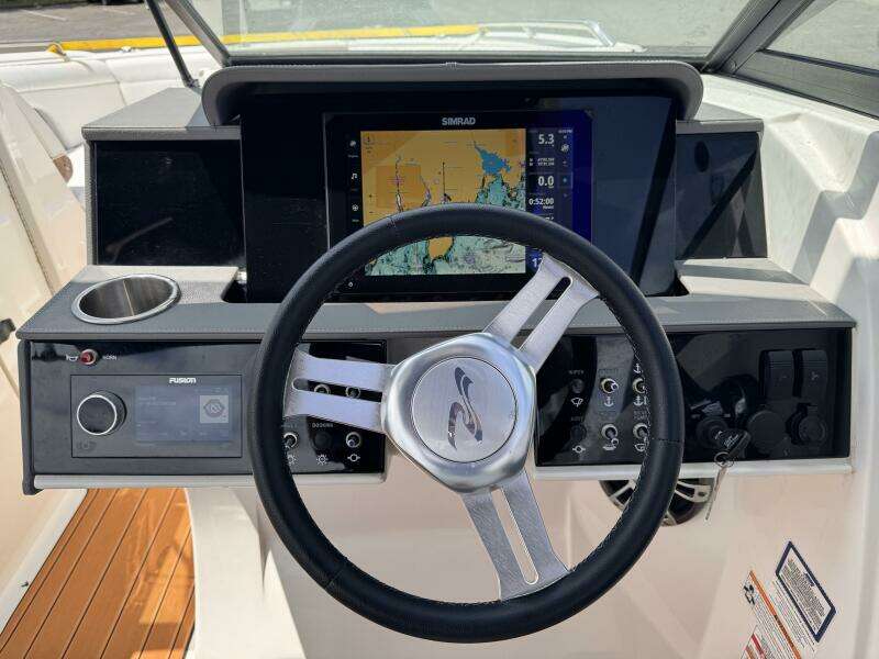 27ft Sea Ray Yacht For Sale